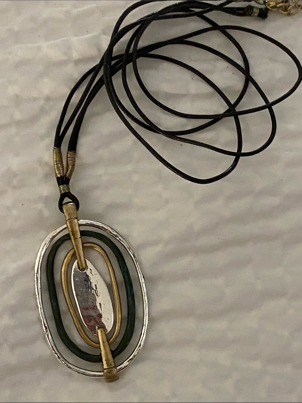 Robert Lee Morris Multi-Tone Oval abstract vintage Pendant Necklace - Picture 5 of 7